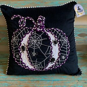 NWT Broom & Co. Beaded Spider Pumpkin Webs Decorative Halloween Throw Pillow